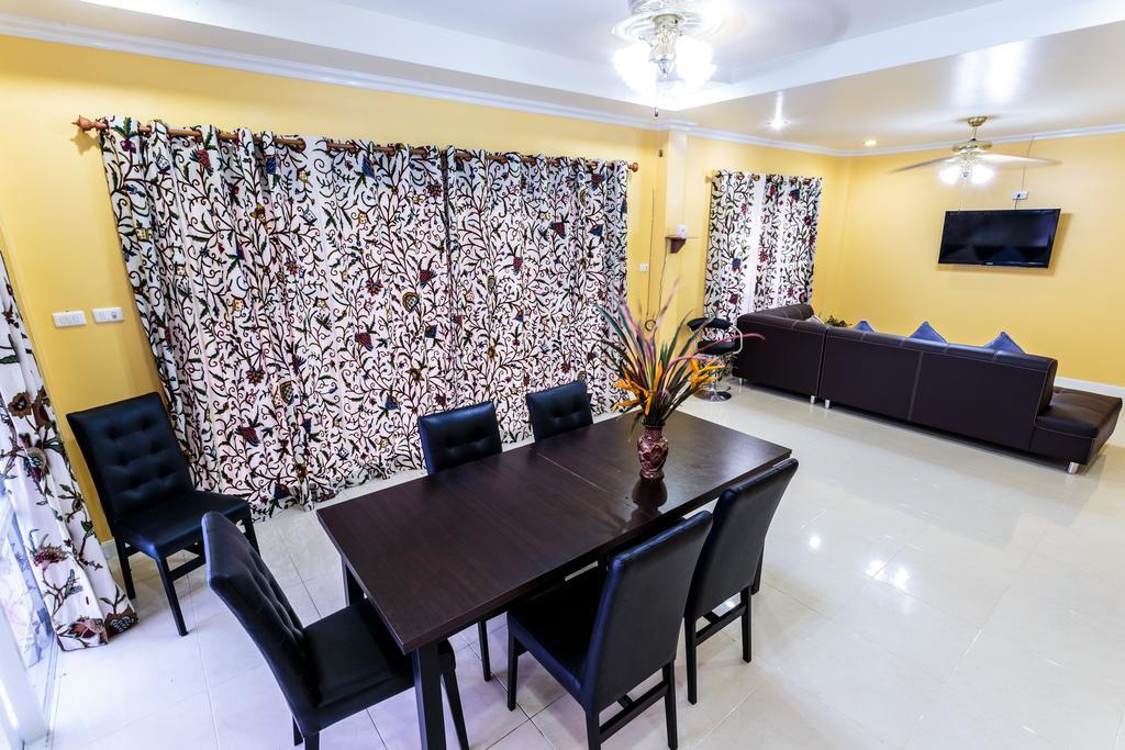 Simon Villa Patong Room photo